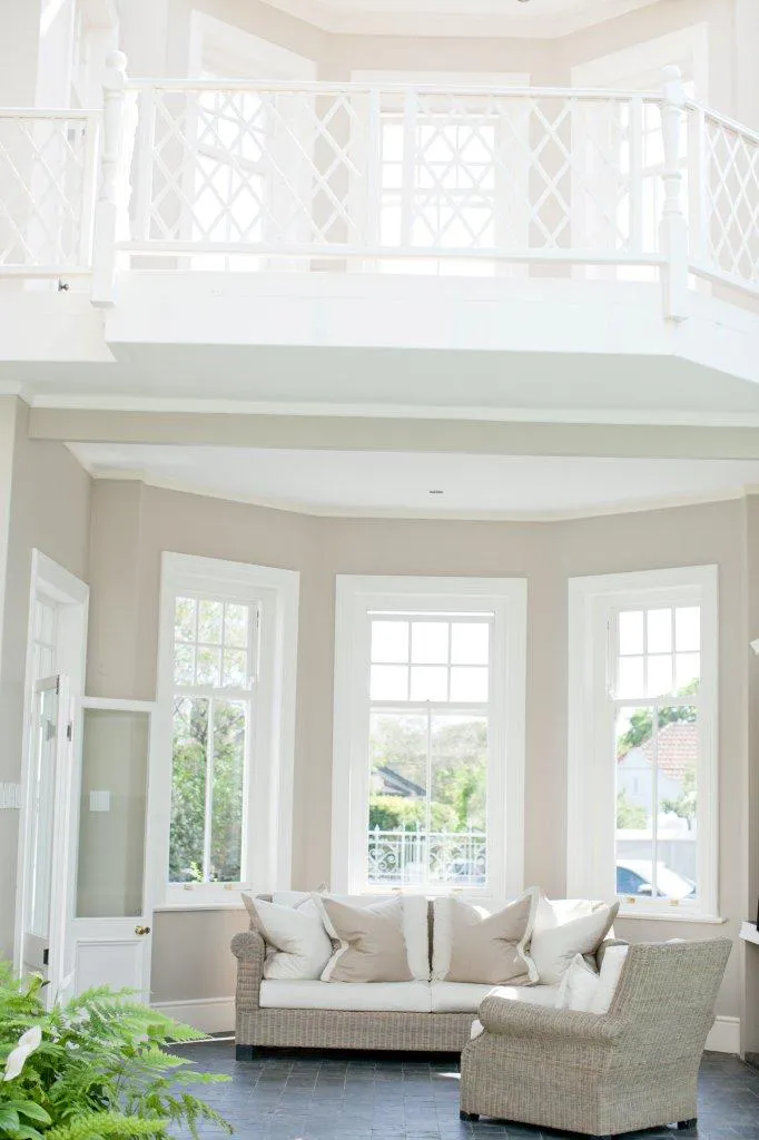Atrium seating beneath the mezzanine