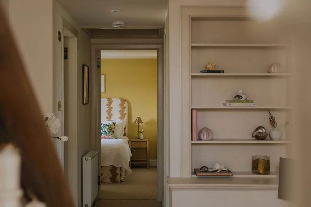 A bedroom at Links Farmhouse