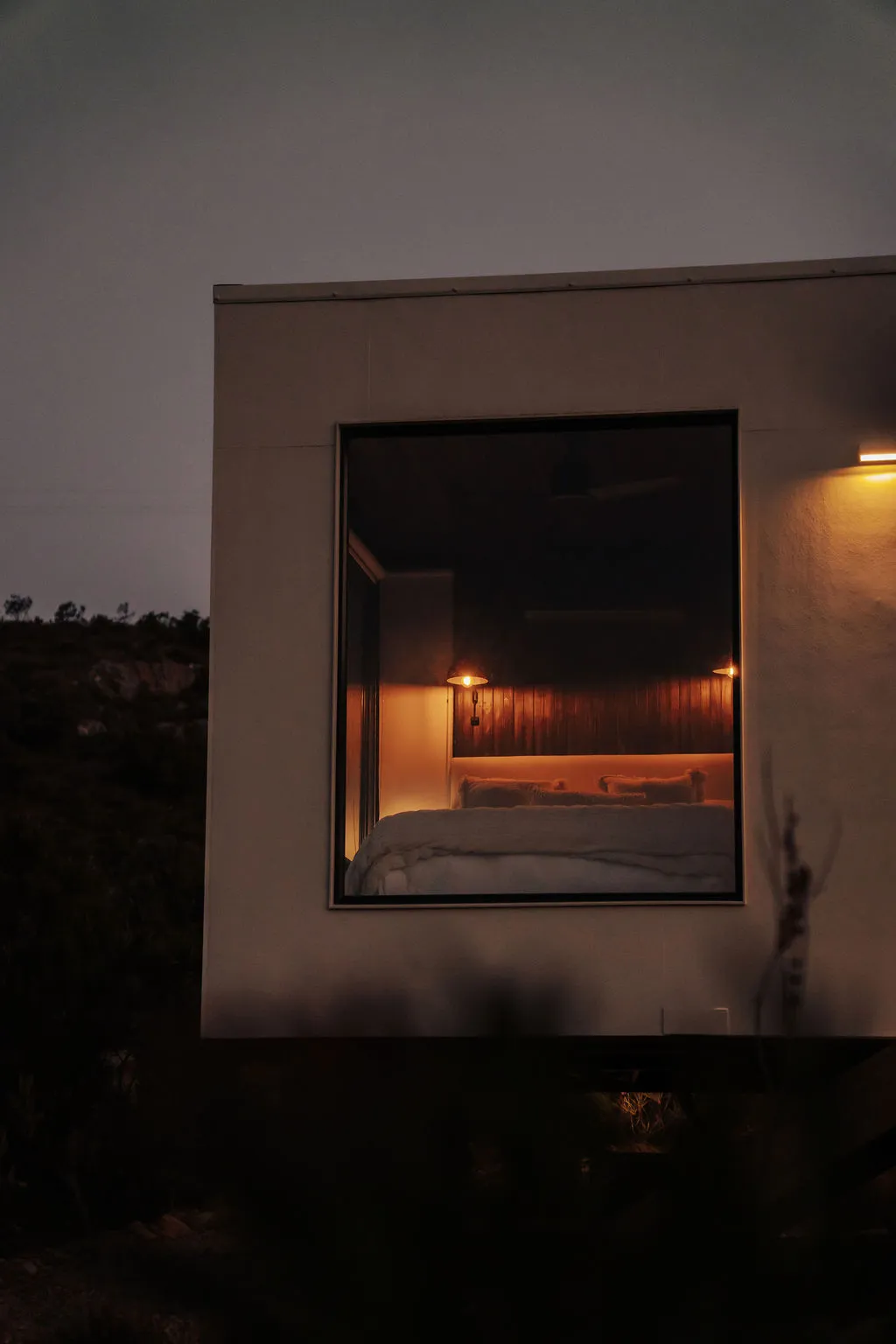 Sena Cabin details 3