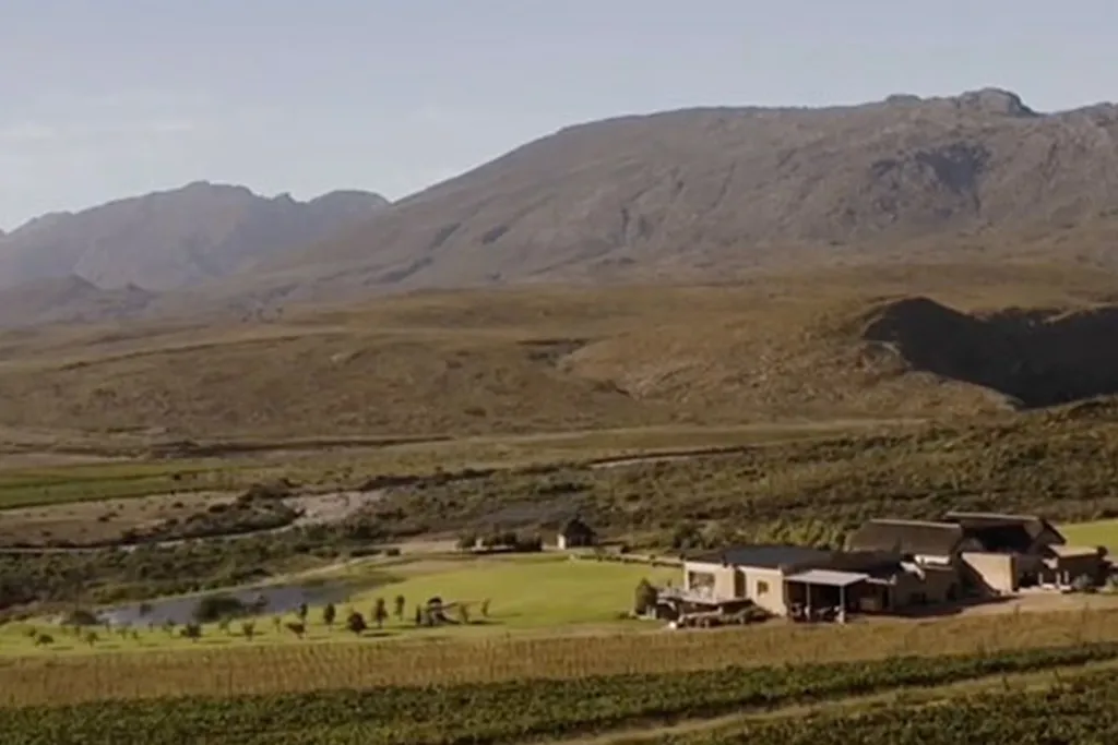 Enjoy Top Wine Farms