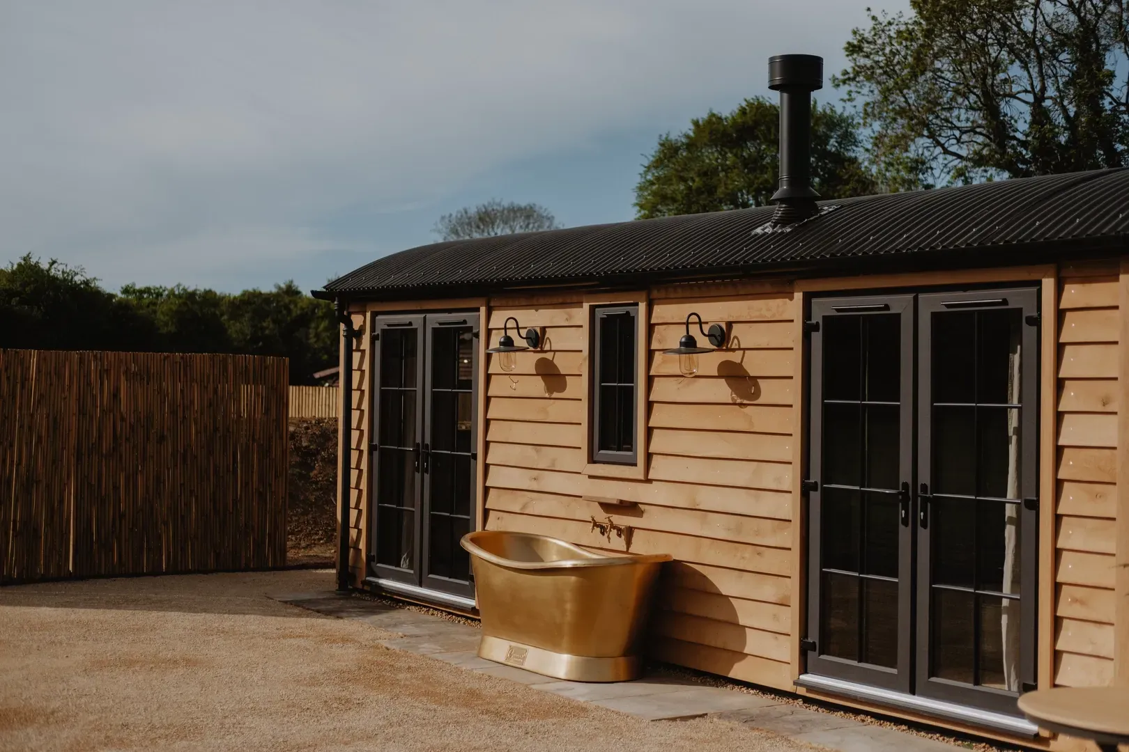 Ember cabin photography by Ula Blocksage