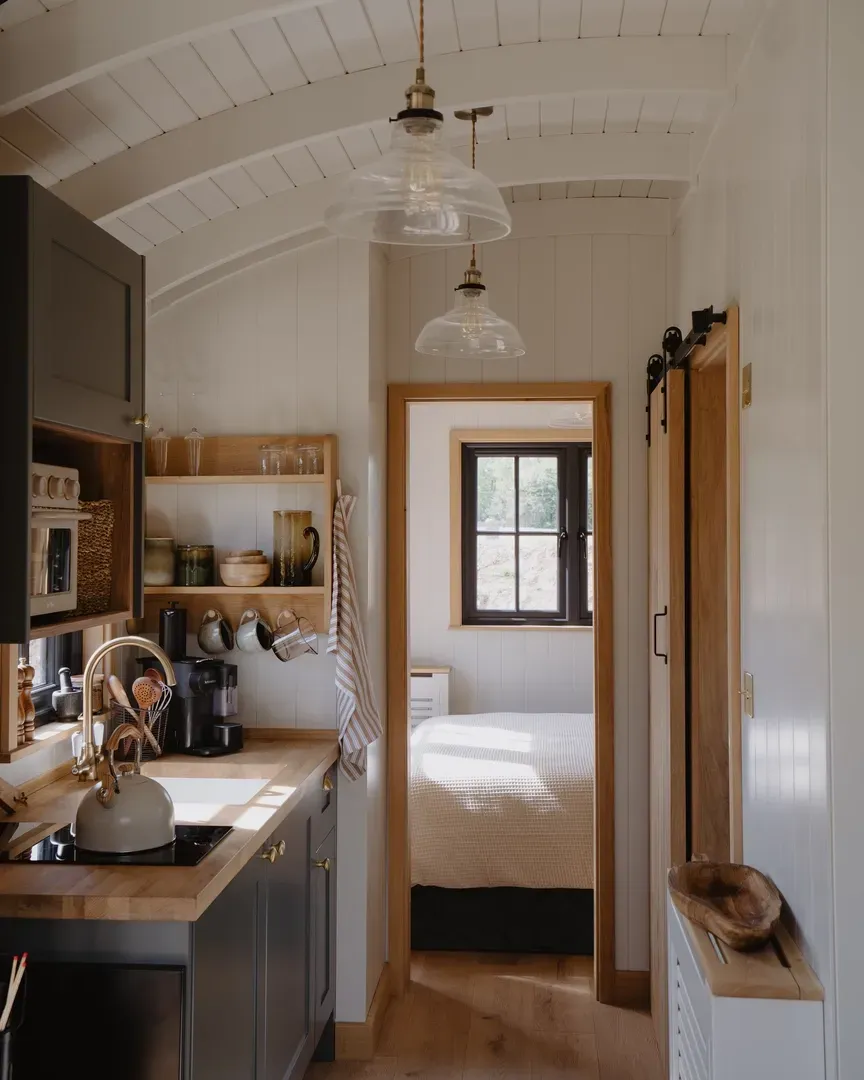 Dusk cabin photography by Ula Blocksage