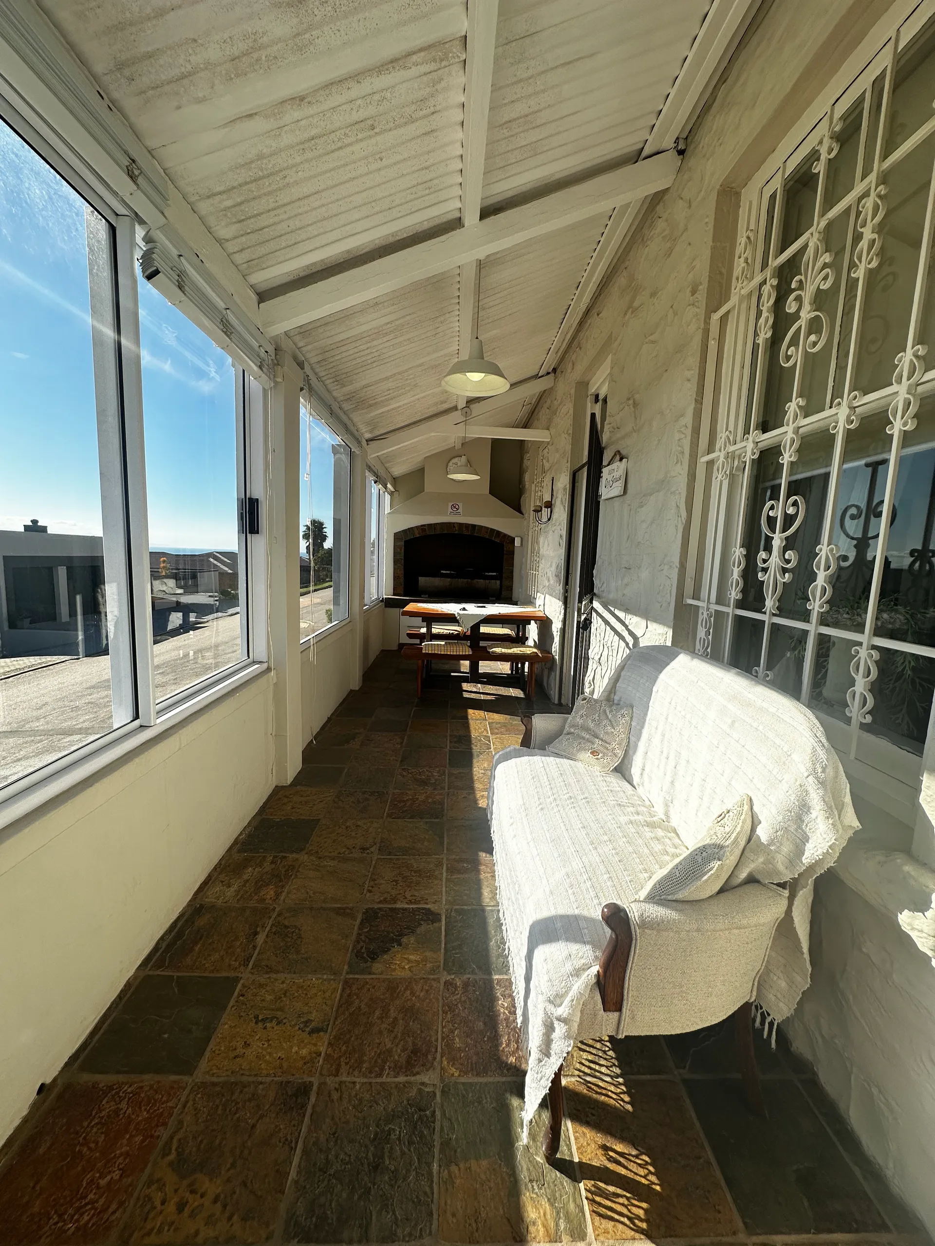 Corner Cottage photograph 1