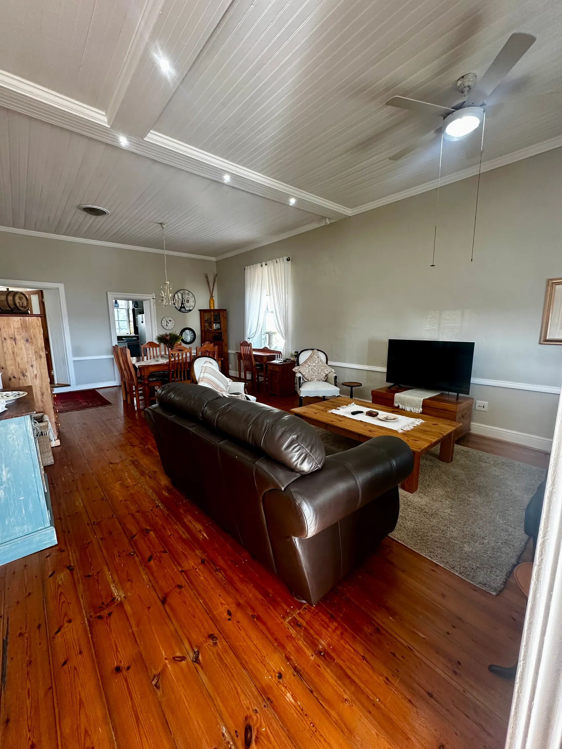Corner Cottage photograph 4