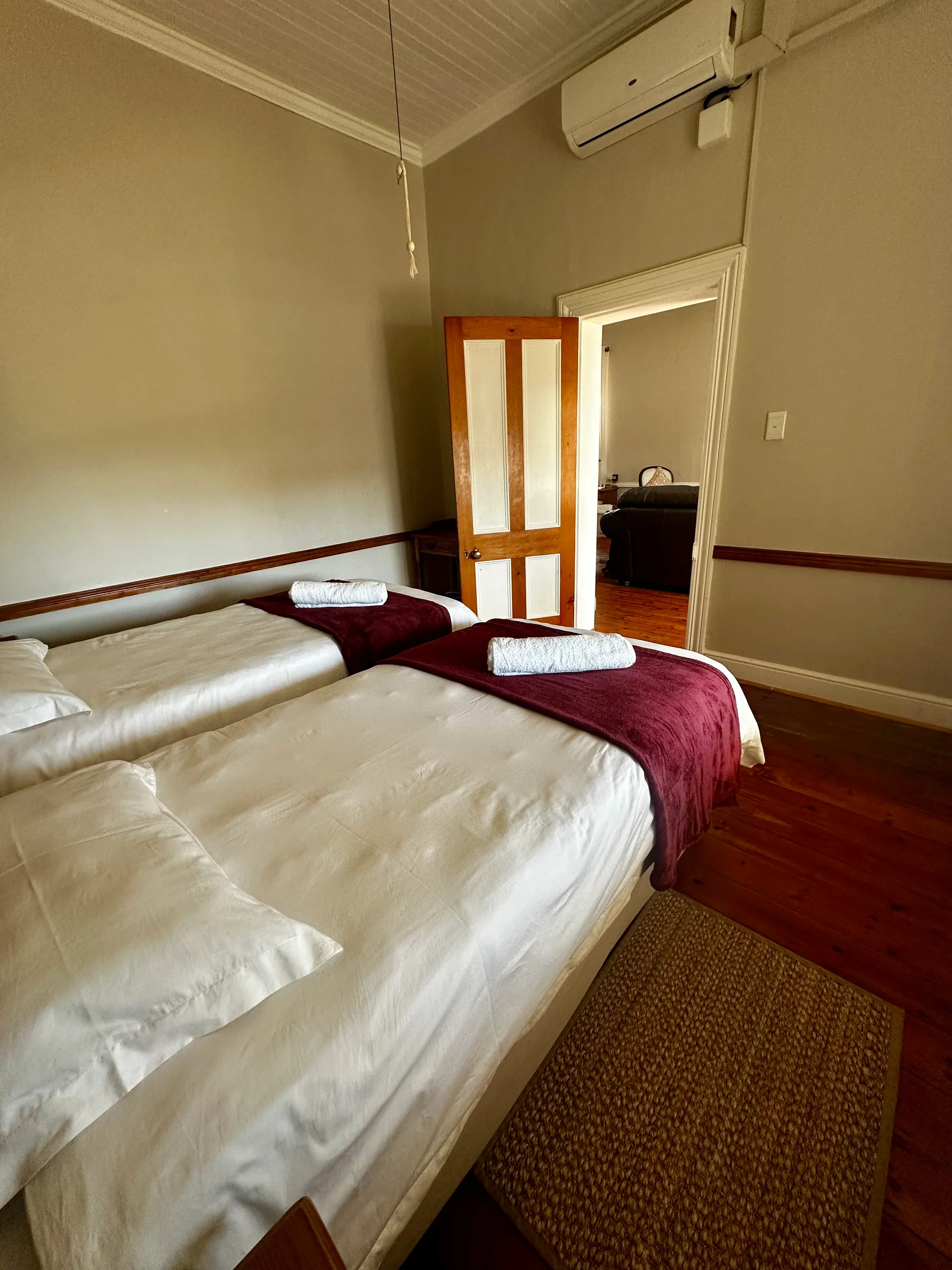 Corner Cottage photograph 11