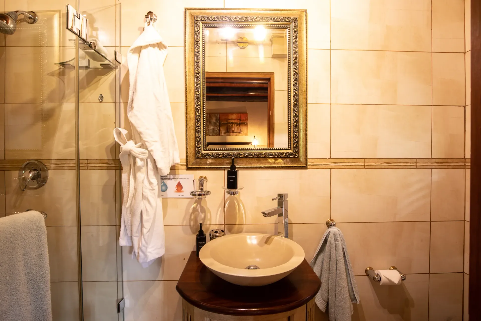 Breeze en-suite bathroom