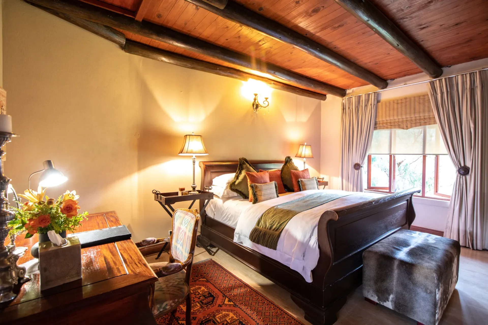 Sunset bedroom at Wings & Water Guest Villas